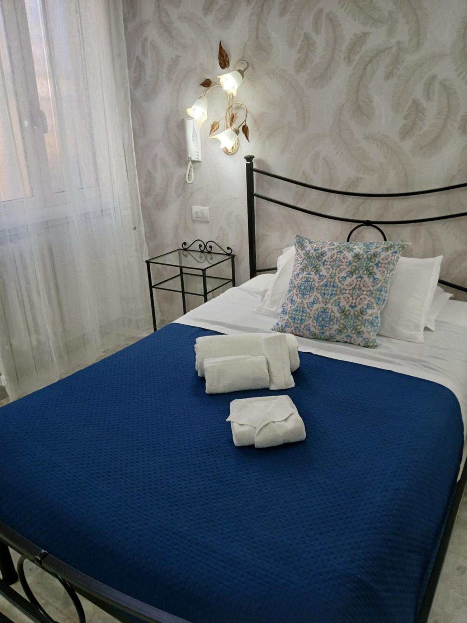 Affittacamere Da Fenix Tívoli Habitación foto